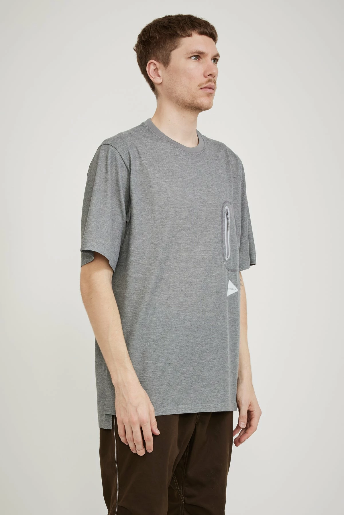 Polyester Seamless S/S T Shirt Grey - Image 3