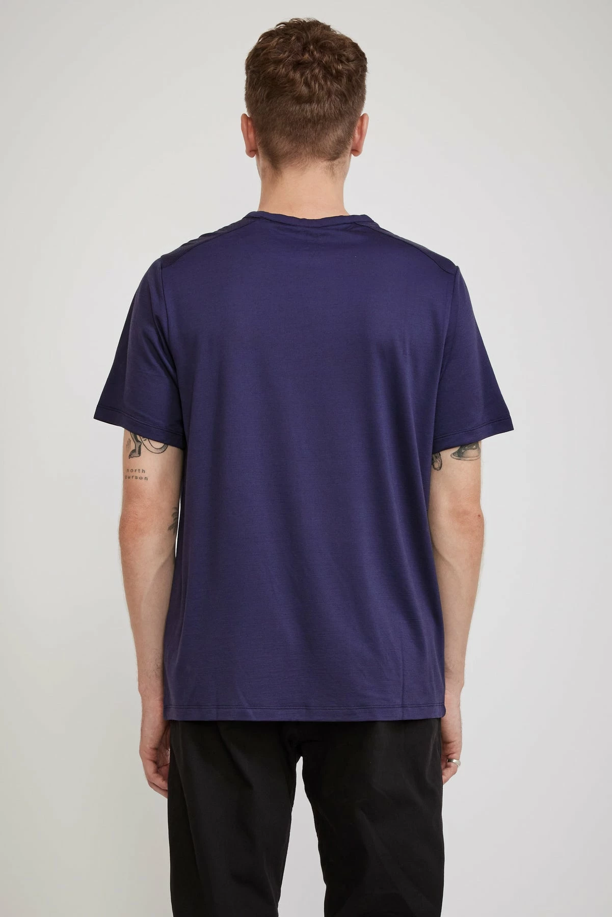 Arc'Logo Emblem SS Wool Men's T Shirt Black Sapphire - Image 4