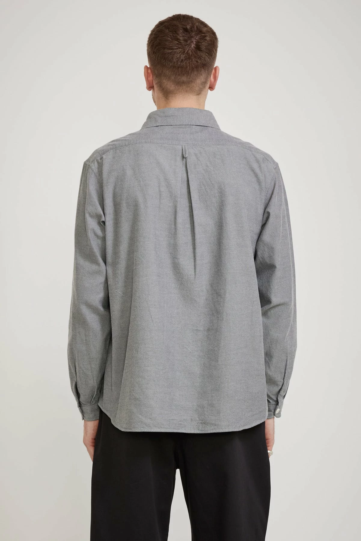Round Collar Pullover Shirt Grey Chambray - Image 4