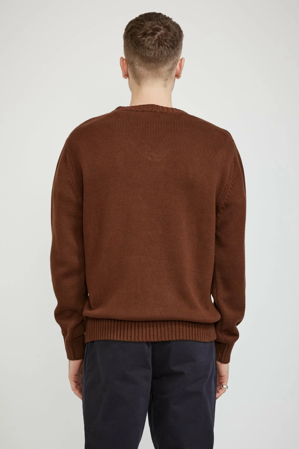 Ivy V-Sweater Brown - Image 4
