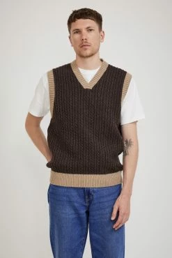 Wool Cable V-Sweater Vest Brown