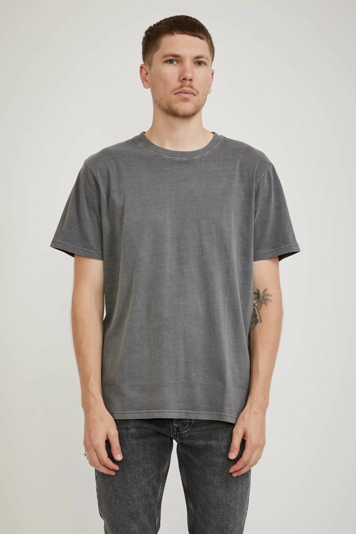 Organic Band Tee Graphite
