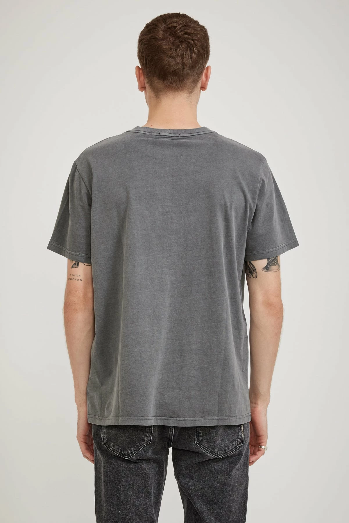 Organic Band Tee Graphite - Image 4