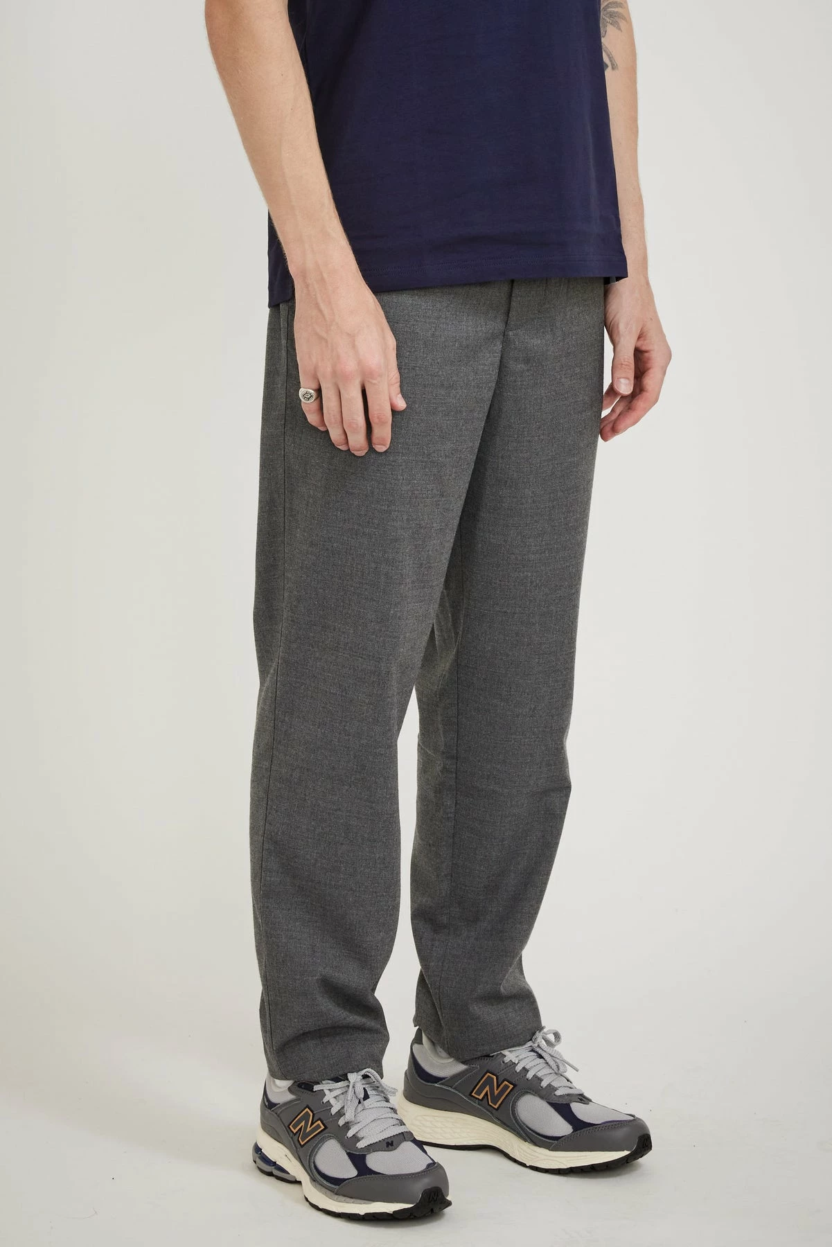 Ezra Wool Flannel Pants Charcoal Melange - Image 3